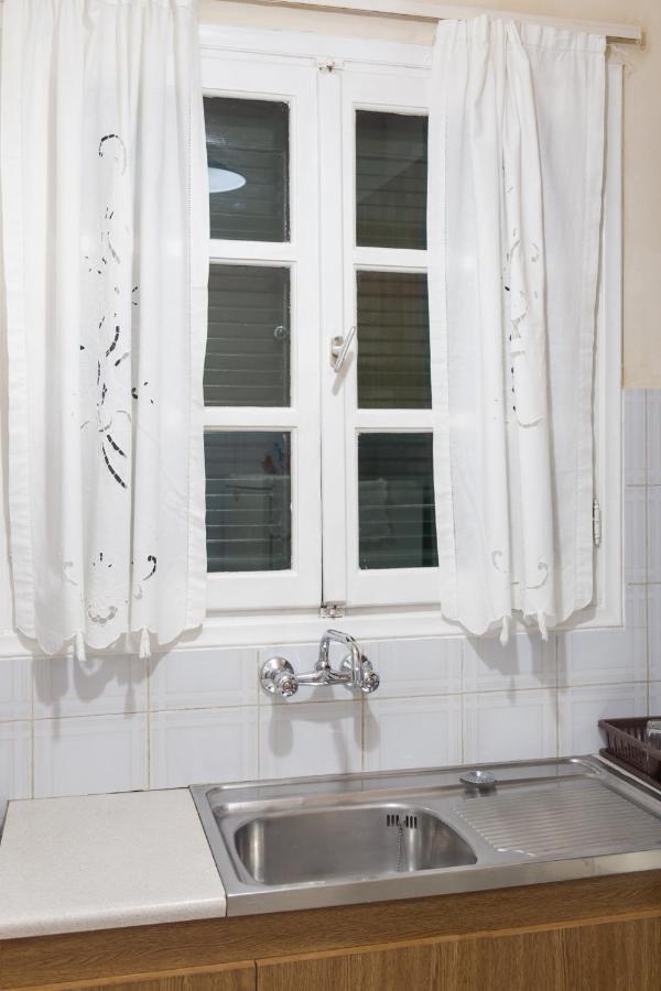 Marinas Apartment Athens Exterior photo
